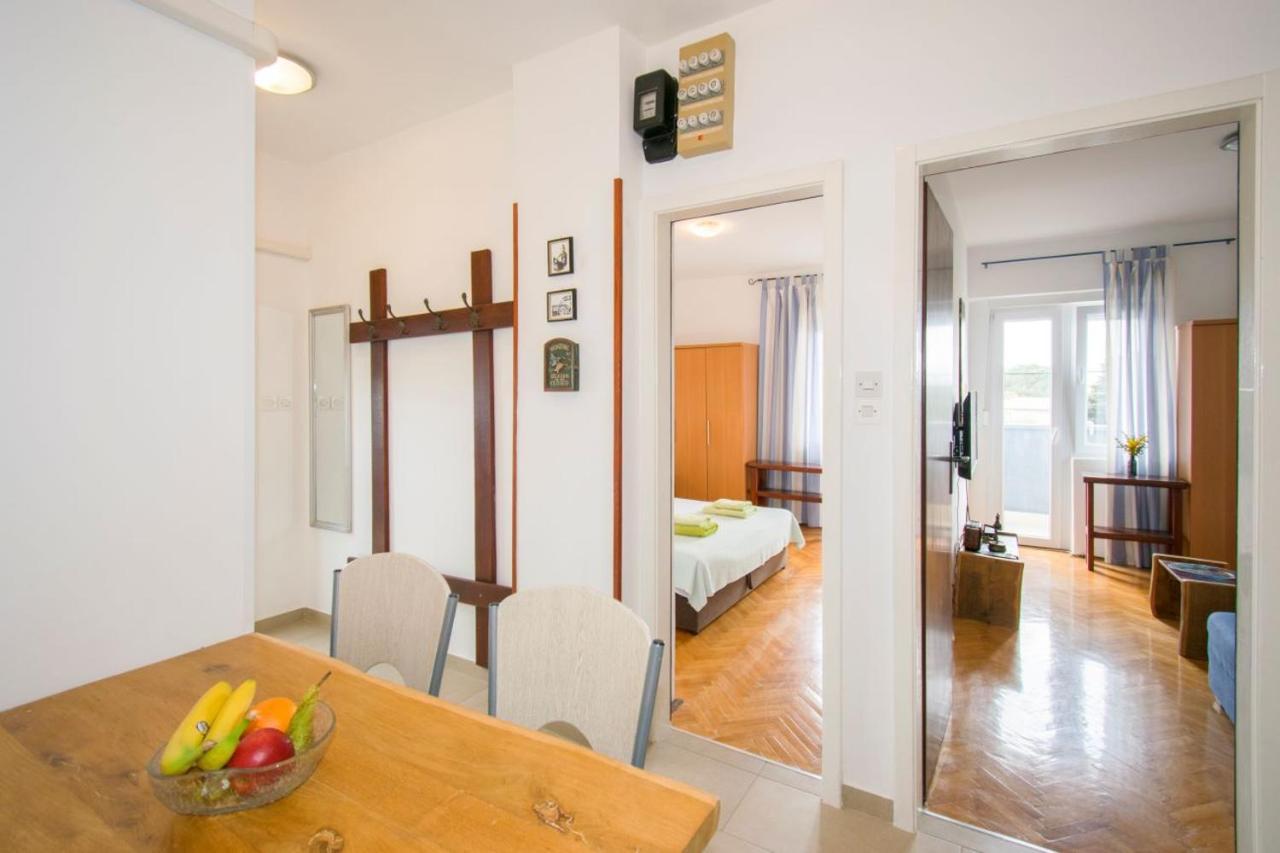 Apartman M In Premantura Exterior foto
